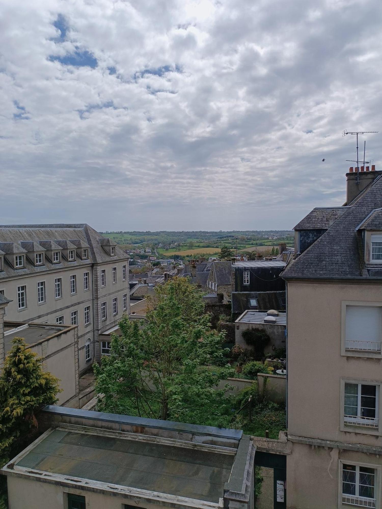 Elegant Studio ~Hyper Centre~ Apartment Coutances Ngoại thất bức ảnh